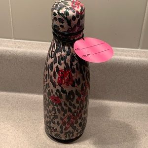 Betsey Johnson stainless water bottle